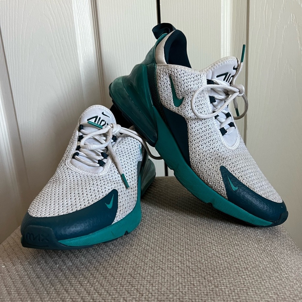 Nike Air Max 270